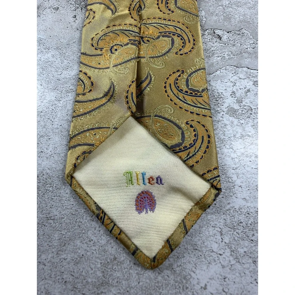 Altea Tie Mens One Size Gold Paisley 100% Silk Jacquard Embroidered Italy